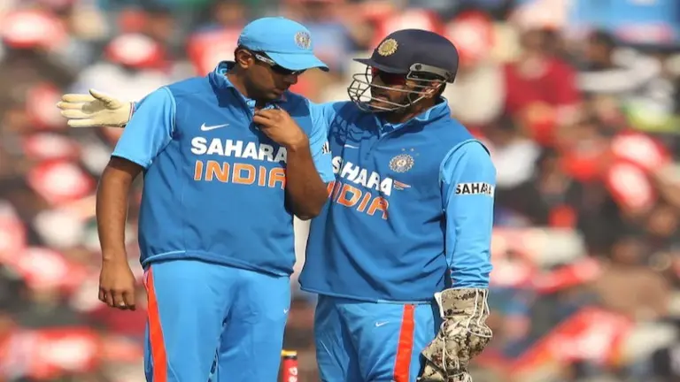 R Ashwin with MS Dhoni