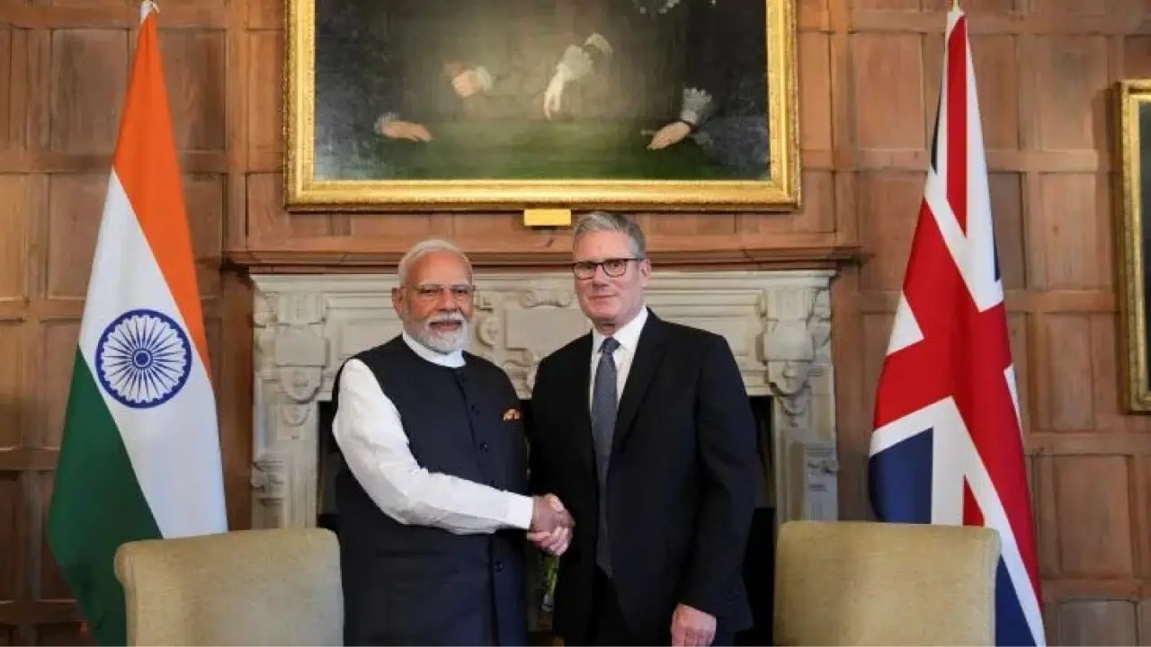 'Radicalism Has No Place in Democracies': PM Modi Raises Khalistani Threat with UK’s Keir Starmer, Urges Global Crackdown on Terror Financing