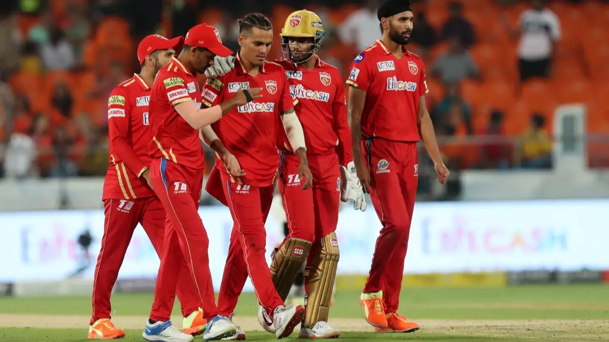 चहल के बाद एक और लेग स्पिनर हुआ बोल्ड, 'धोनी के धुरंधर' की साढ़े 3 साल बाद ही टूटी शादी, भावुक होकर लिखा- कुछ रिश्ते हमेशा के लिए... Rahul Chahar