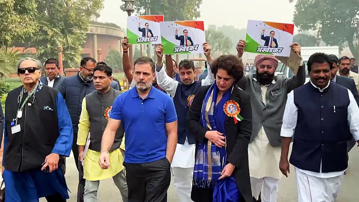 Rahul Gandhi, Assault Gate