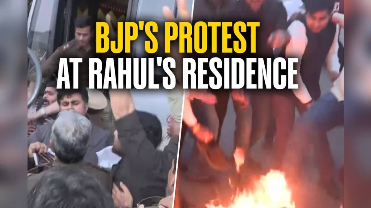 'Rahul Gandhi Sharam Karo...': BJP Protests Outside Rahul's Residence After Congress' 'Shirtless' Demonstration At AI Summit