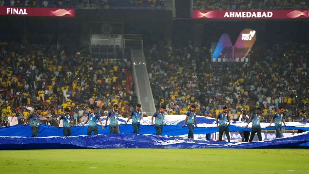 Is There A Reserve Day If Rain Washes Out The IPL 2025 Final? Here's What Happens If Weather Plays Spoilsport In The RCB vs PBKS Summit Clash Rain plays spoilsport during the CSK vs GT IPL 2023 Final