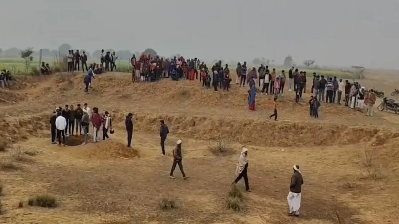 Rajasthan: Ancient Pot Discovered; Archaeology Department to Investigate Treasure Claims