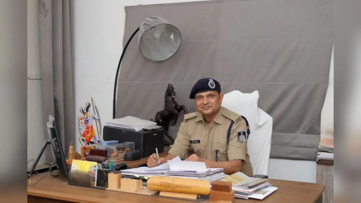 Rajesh Dandotiya Launched His Book 'Cyber Protector', Focusing On Cyber Safety And Digital Awareness