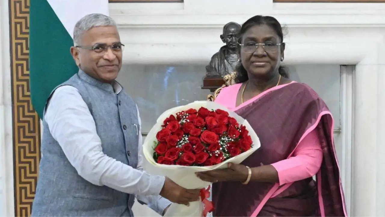 Rajya Sabha Deputy Chairman Harivansh Narayan Singh To Carry Out Duties of Vice President of India, Meets President Rajya Sabha Deputy Chairman Harivansh Narayan Singh To Carry Out Duties of Vice President of India, Meets President