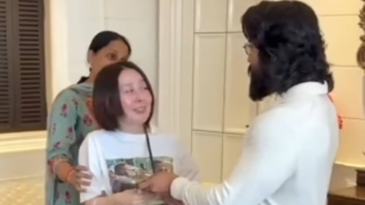 Ram Charan met some his fans at his Hyderabad residence