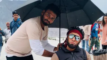 Ranbir Kapoor Looks Unrecognisable In Shamshera BTS, Love And War Actor's Unseen Photo Goes Viral Ranbir Kapoor BTS photo from Shamshera set