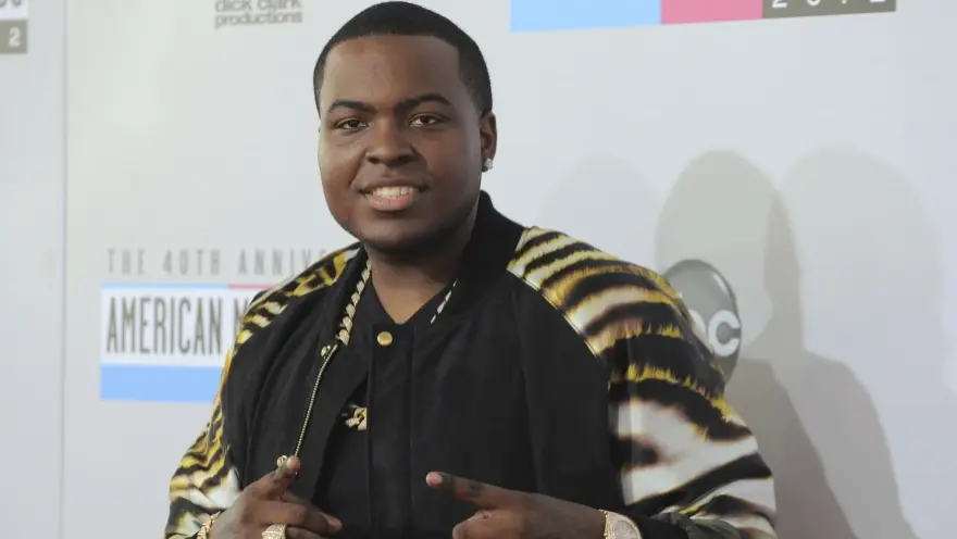 Rapper Sean Kingston And His Mother Indicted On federal Charges In $1M Fraud Scheme Rapper Sean Kingston