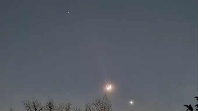 Rare Celestial Event: Moon, Venus, And Saturn Align For Stunning Night Sky Show