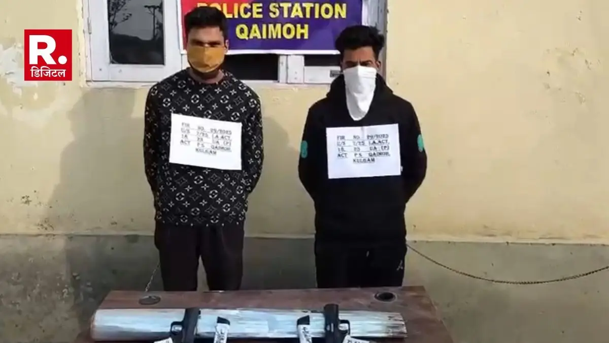 Rashtriya Rifles landed in Kashmir to deal with terrorists, 2 OGW arrested