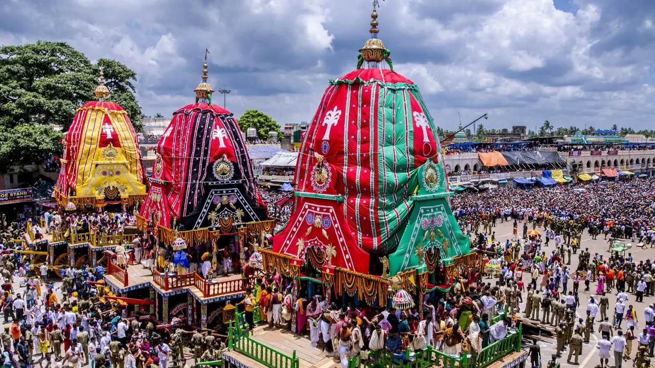 Puri's Jagannath Rath Yatra 2024 Begins, President Droupadi Murmu to Attend Event Rath Yatra