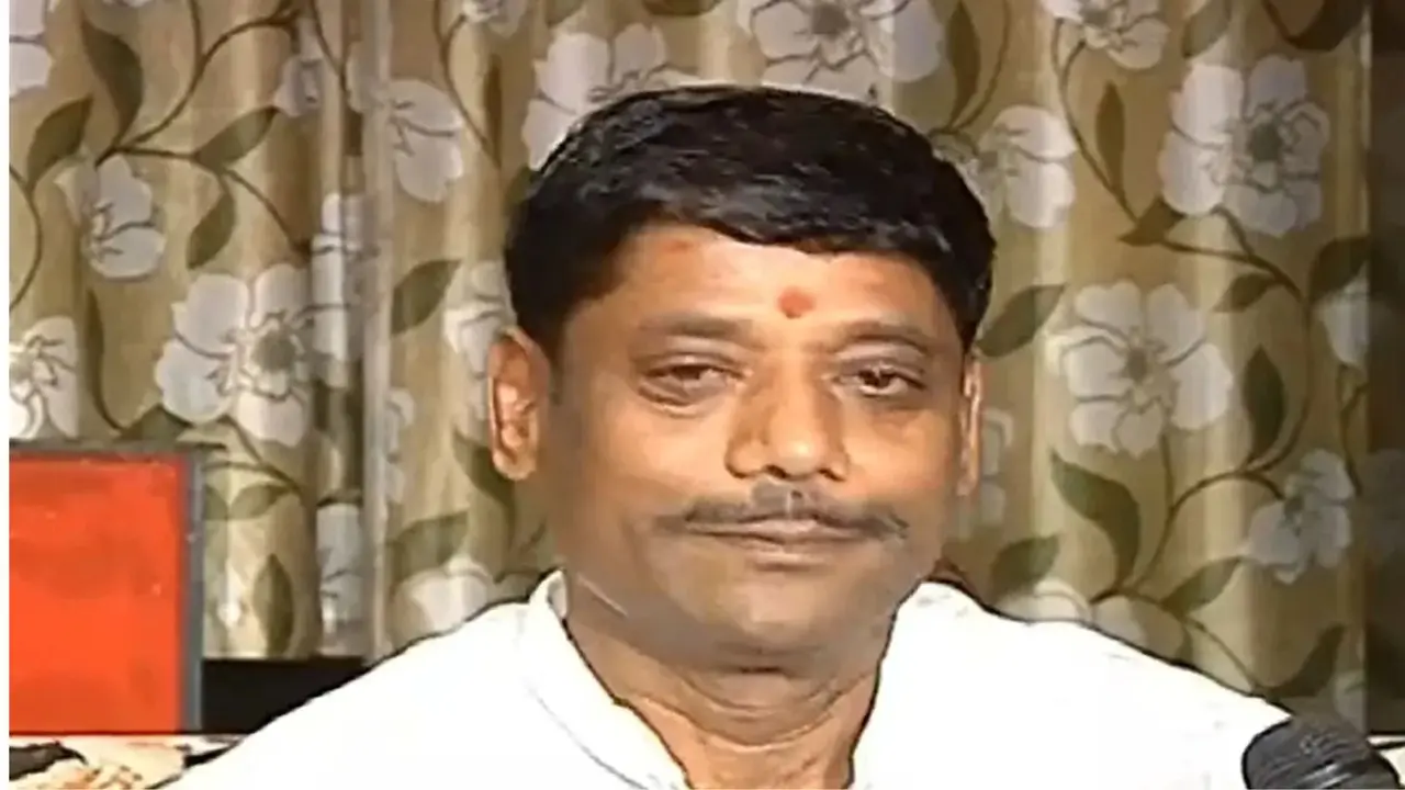 महाराष्ट्र में कांग्रेस को फिर लगा बड़ा झटका: पुणे से पूर्व MLA छोड़ेंगे कांग्रेस, शिवसेना में हो सकते हैं शामिल Ravindra Dhangekar