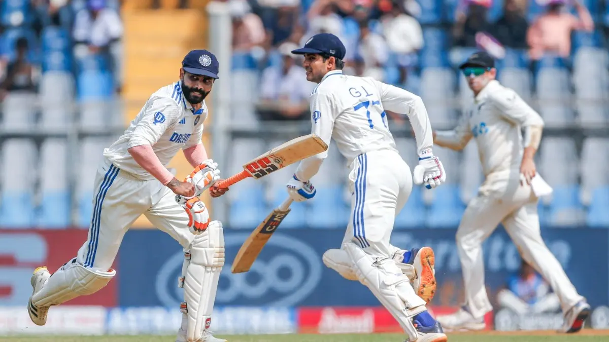 Ravindra Jadeja and Shubman Gill