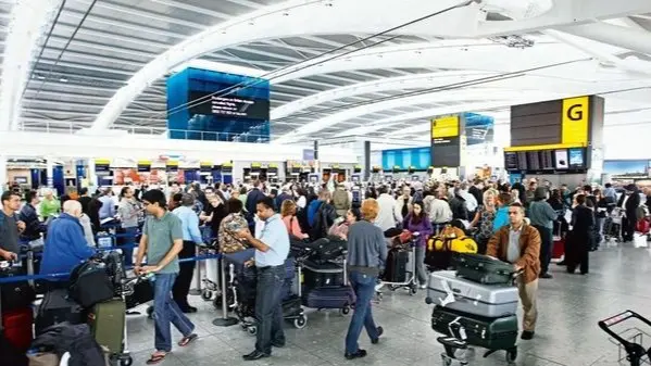 ‘Indians Abroad What’s Stopping You From Coming Back’: Reddit Post Goes Viral Reddit post asking NRI's their reasons for not returning to India goes viral