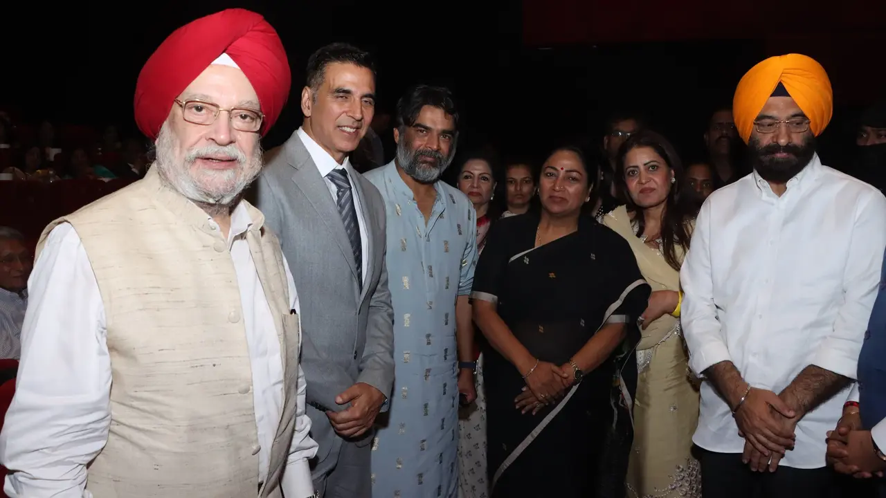 Kesari Chapter 2: Delhi CM Rekha Gupta Reviews Akshay Kumar Starrer, Here's What She Said | WATCH Rekha Gupta with Kesari 2 team.