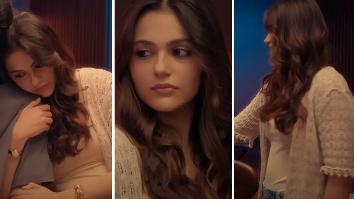 Seen Saiyaara Star Aneet Padda's Look? Know Price And How To Recreate It Representation of photo