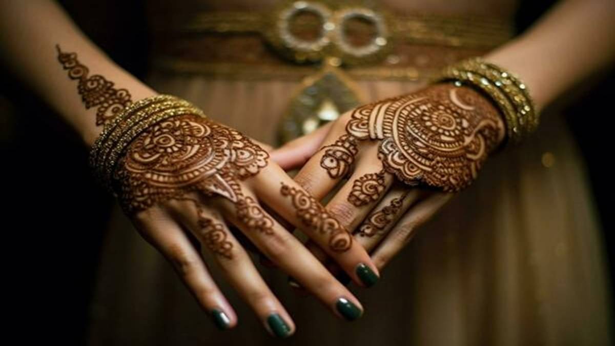 republicworld.com - Nimakshi Chanotra - Trending Mehndi Designs You Must Try On Diwali