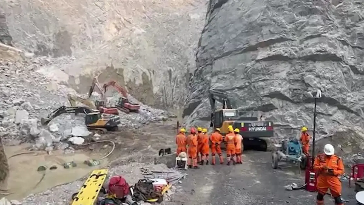Rescue operation in Sonbhadra mine collapse completed; seven bodies recovered.