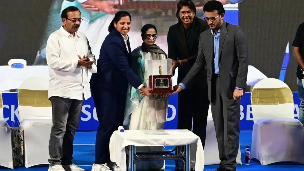 Cricket Association of Bengal Felicitates Richa Ghosh Following India's Maiden Women's World Cup Triumph Richa Ghosh being honoured by CAB president Sourav Ganguly, CM Mamata Banerjee, and other dignitaries