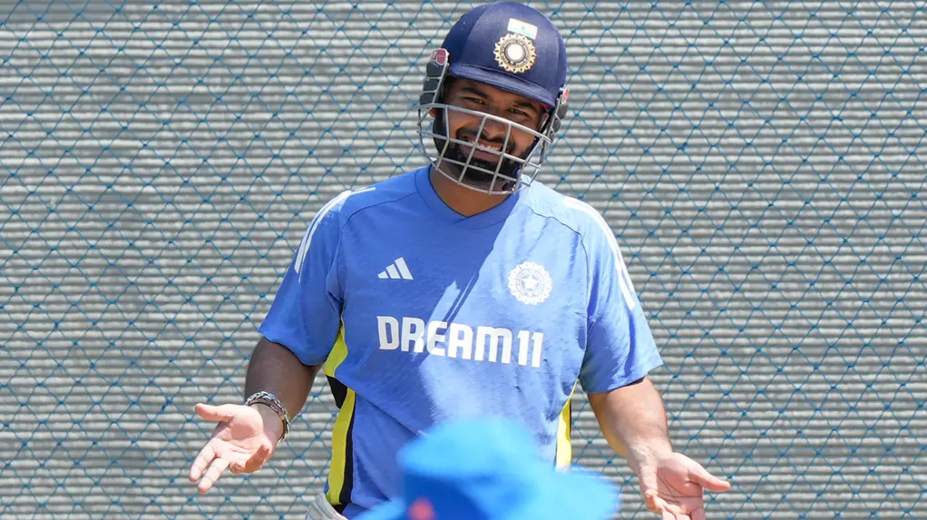 IND vs BAN: Rishabh Pant Smashes a Half-Century During India’s 2nd Innings on Test Cricket Comeback Rishabh Pant