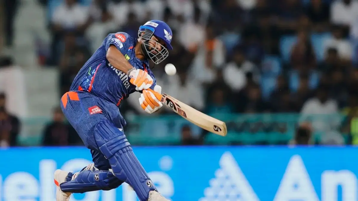 Rishabh Pant in action for LSG