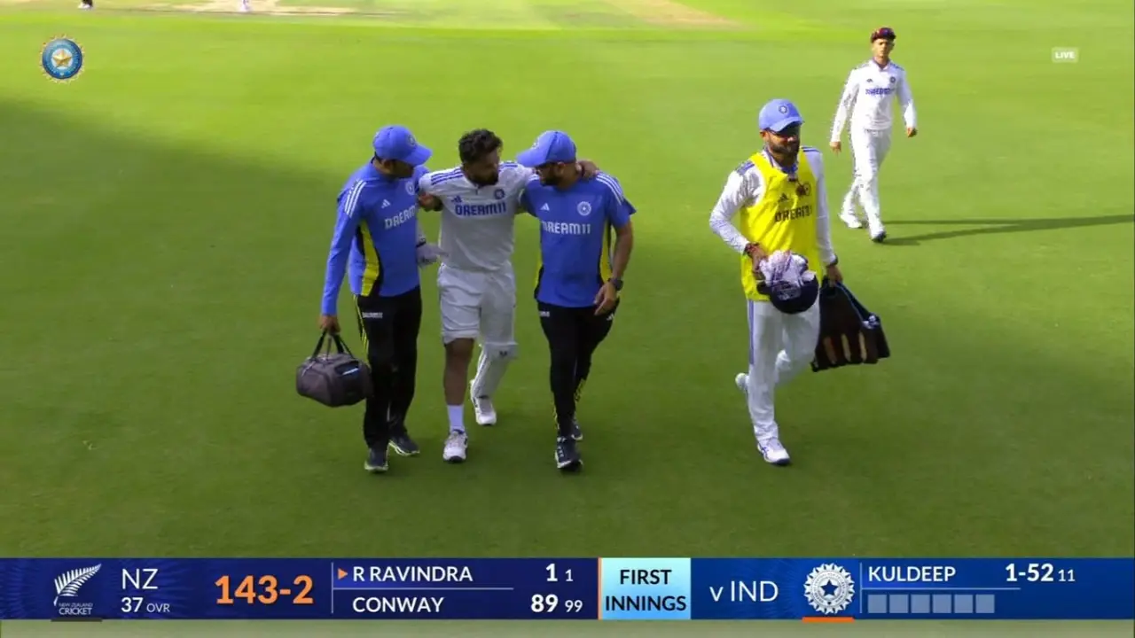 Rishabh Pant Injury UPDATE: India Wicketkeeper Leaves Field During Test vs NZ, Dhruv Jurel Comes in Rishabh Pant INJURED