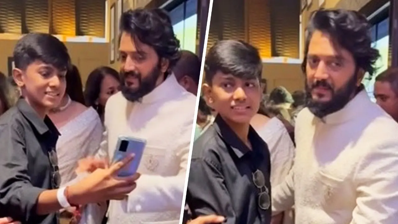 Riteish Deshmukh Snubs Young Fan Trying To Click Selfie With Him And Genelia D'Souza At Sitaare Zameen Par Screening, Netizens Say 'Didn't Expect This From You' Riteish Deshmukh's viral video