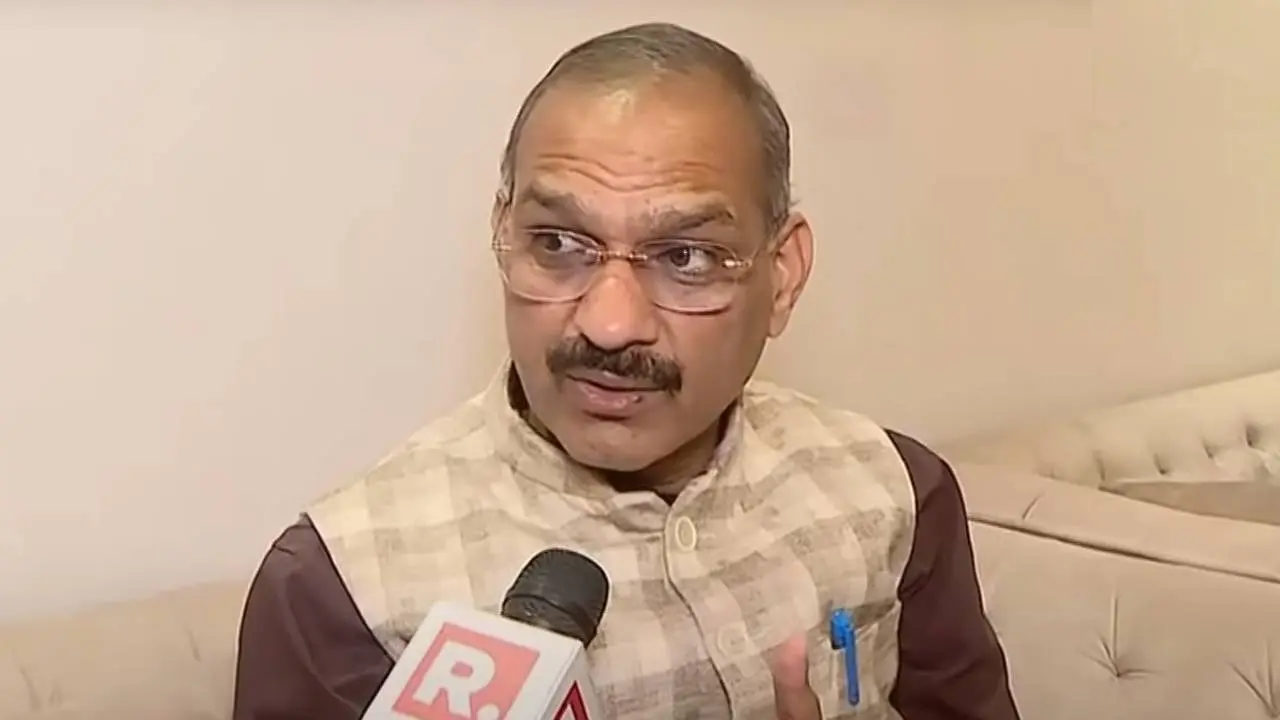 दिल्ली में एक और घोटाला खुला, BJP विधायक का आरोप- AAP सरकार ने 3 हजार के डस्टबिन 15 हजार में खरीदे; मोहम्मदपुर नाम पर भी जवाब RK Puram BJP MLA Anil Sharma