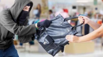 Sarees Worth More Than Rs 2 Lakh Stolen In Gujarat’s Anandnagar ...