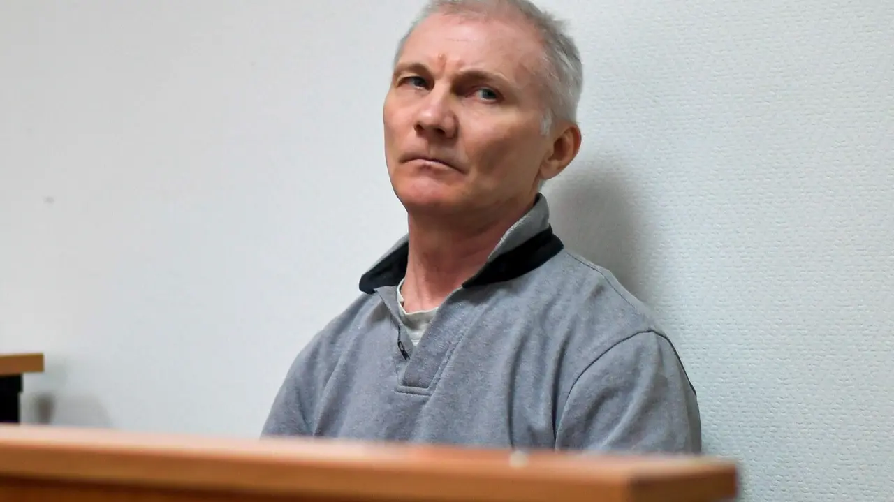Former US Consulate Worker Sentenced to 5 Years in Russia for Espionage In Ukraine War Robert Shonov, a Russian citizen working for US consulate sentenced to 5 years in prison for espionage