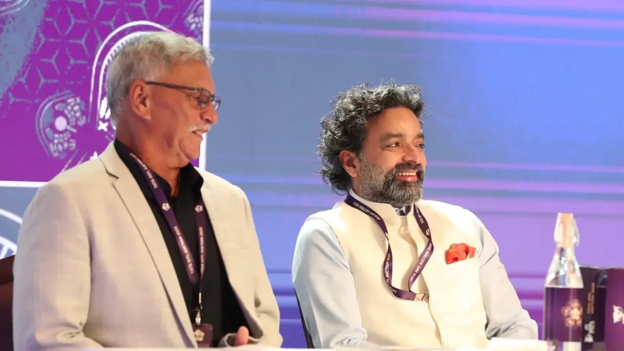 Roger Binny and Arun Singh Dhumal during an event