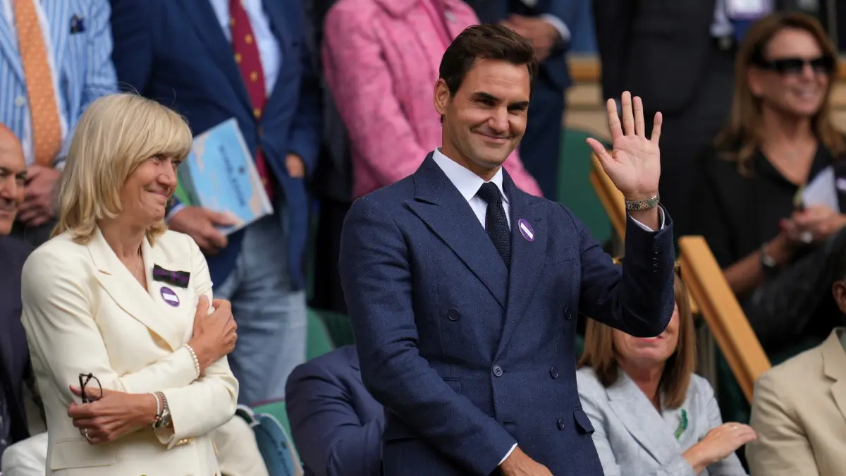 Stars Align at Wimbledon 2025: Virat Kohli, David Beckham, and Roger Federer Dazzle With Centre Court Appearances Roger Federer