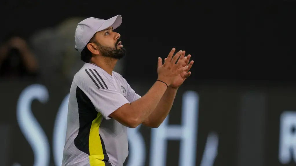 Rohit Sharma injured?