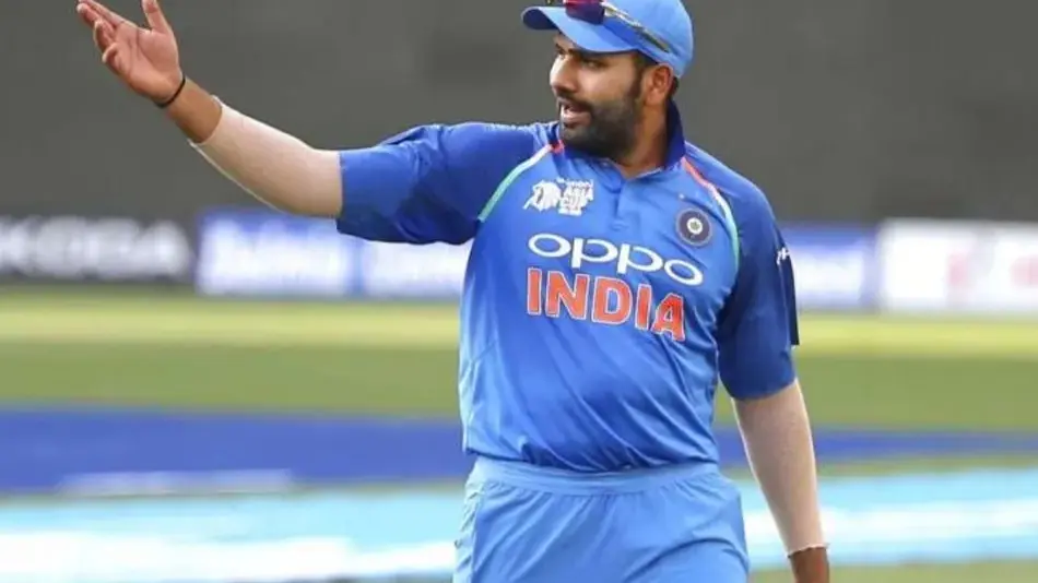 'सब क्या मैं करूं तेरे लिए...' रोहित को आया गुस्सा, बीच मैदान इस खिलाड़ी की लगाई क्लास, VIDEO वायरल