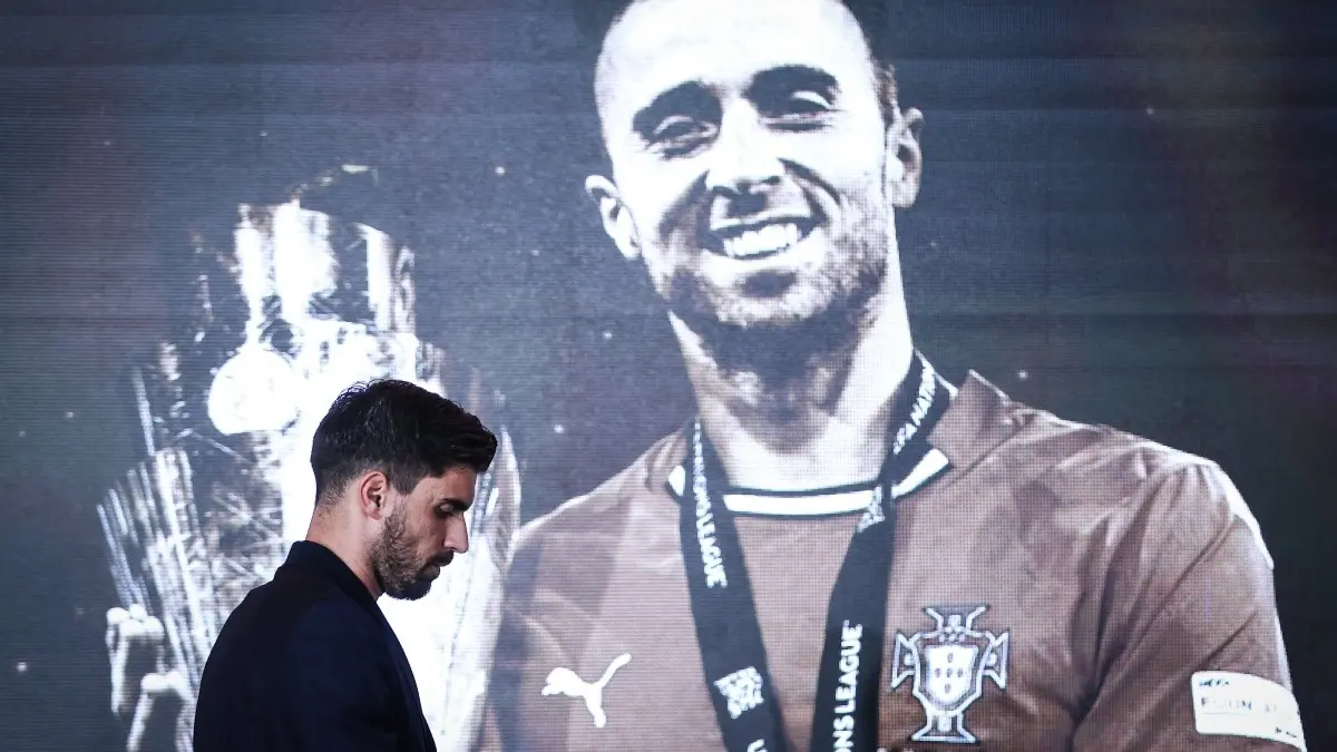 Ruben Neves Reveals Heartwarming Diogo Jota Tattoo As Cristiano Ronaldo Led Portugal Pay Tribute To Late Liverpool Star Ruben Neves reveals a Diogo Jota tattoo