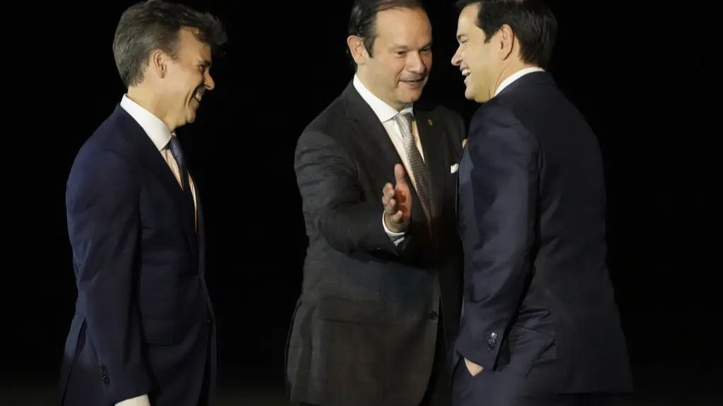 US Secretary of State Begins Diplomatic Trip with Panama Visit Amid Increased Pressure from Trump Rubio is holding talks in Panama as Trump demands canal control and pressures US neighbours