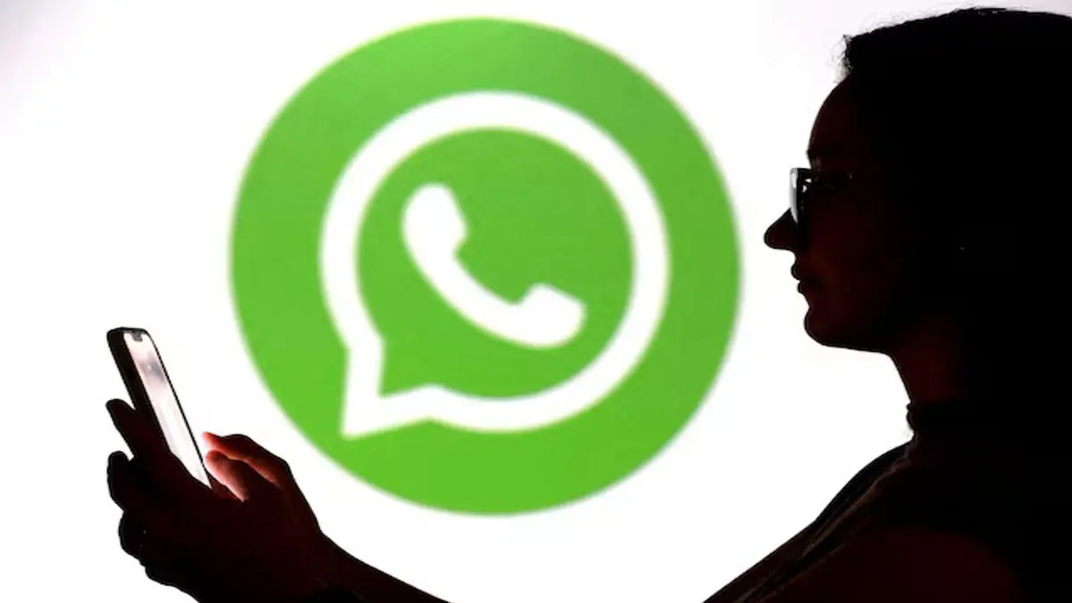 Russia Attempts To Fully Block Service of WhatsApp Amid Push for State Messaging App Russia Attempts To Fully Block Service of WhatsApp Amid Push for State Messaging App