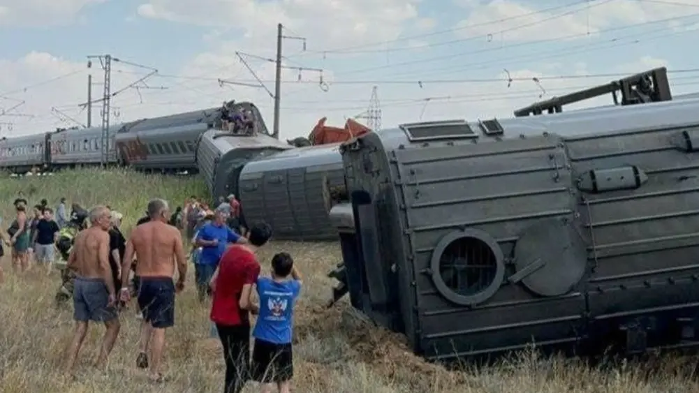Russia train derail