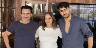 Saif Ali Khan poses with friends and family following his attack