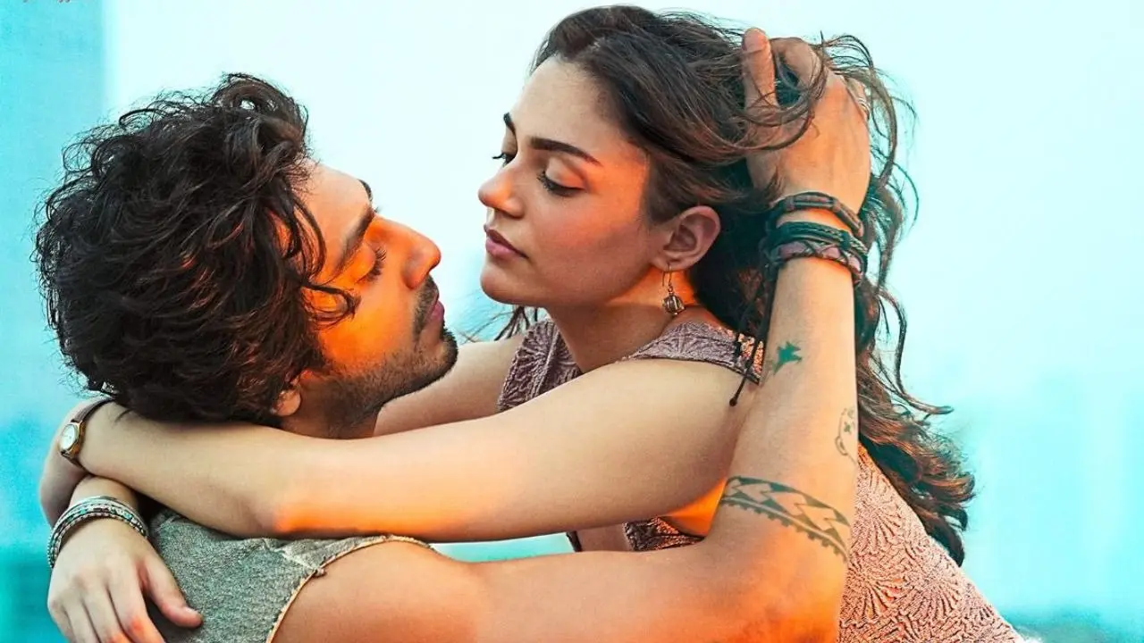 Saiyaara Teaser Out: YRF Launches New 'Nepo' Kid Ahaan Panday After Ranveer Singh And Arjun Kapoor, Film Promises An Intense Love Story