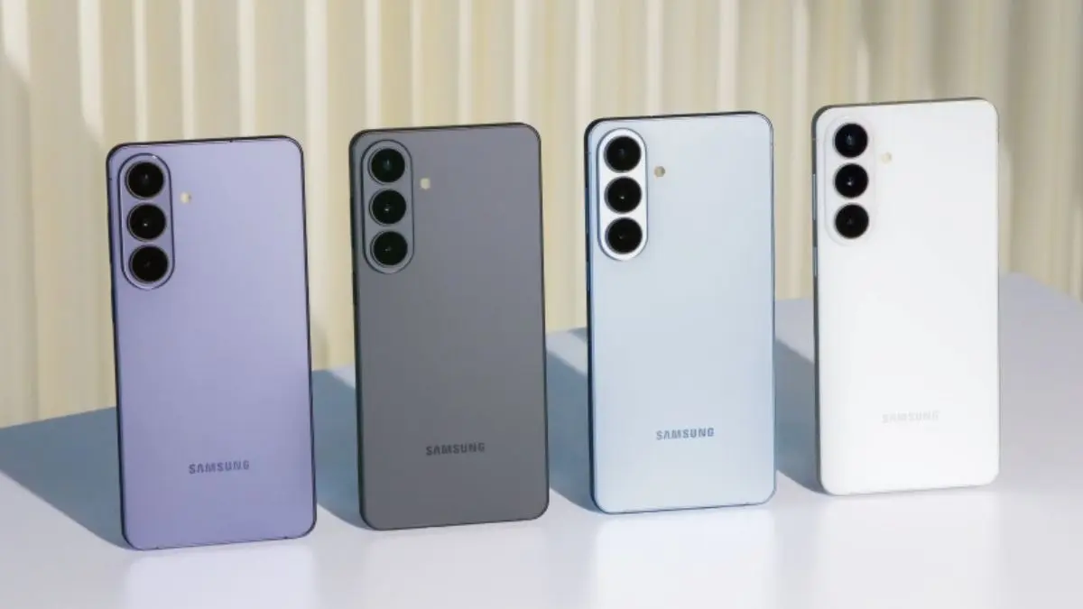 दुनिया के पहले 2 नैनो मीटर वाले प्रोसेसर के साथ लॉन्च हुआ Samsung Galaxy S26, गज़ब के हैं AI फीचर्स, जानिए कीमत samsung Galaxy S26