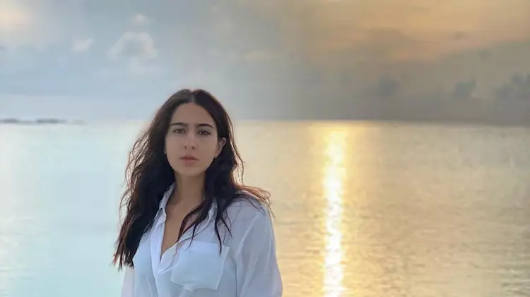 Sara Ali Khan In White look