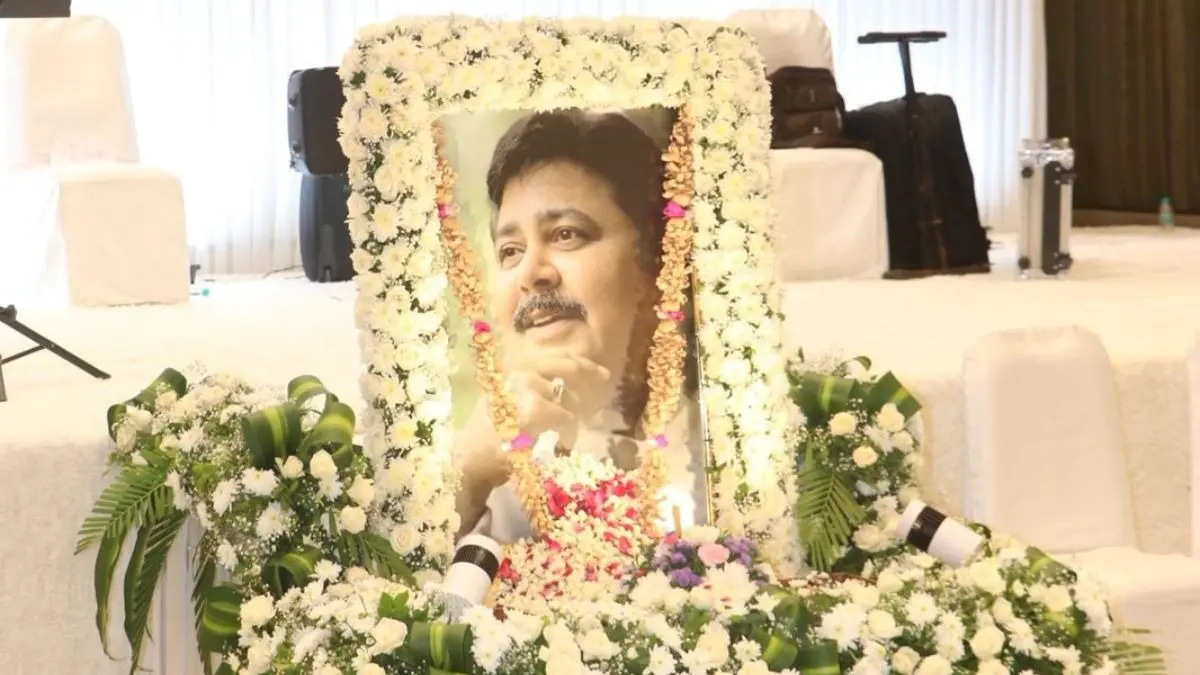 Satish Shah Prayer Meet