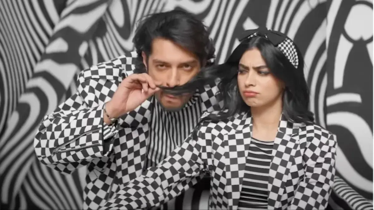 Loveyapa Trailer Out, Junaid Khan-Khushi Kapoor Starrer Love Today Remake Draws Mixed Reactions Scene from Loveyapa