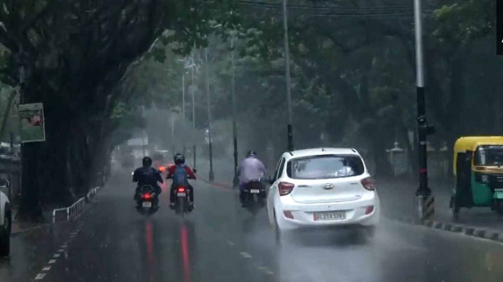 Heavy Rains And Storm Warnings In Kerala Orange Alert Issued