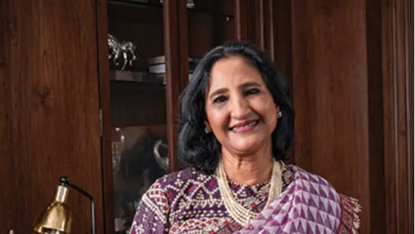 Rekha Jhunjhunwala Adds New Stock To Her Portfolio; Buys Shares Worth Rs 13,934 Crore Rekha Jhunjhunwala - $7.8 billion - Titan Company Limited, and others