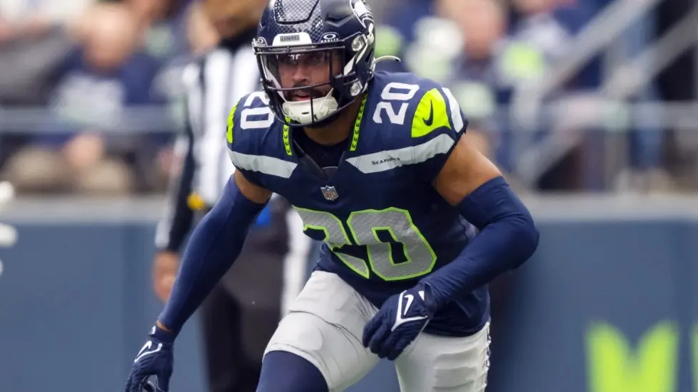 Seahawks and safety Julian Love reach agreement on 3-year extension seahawks