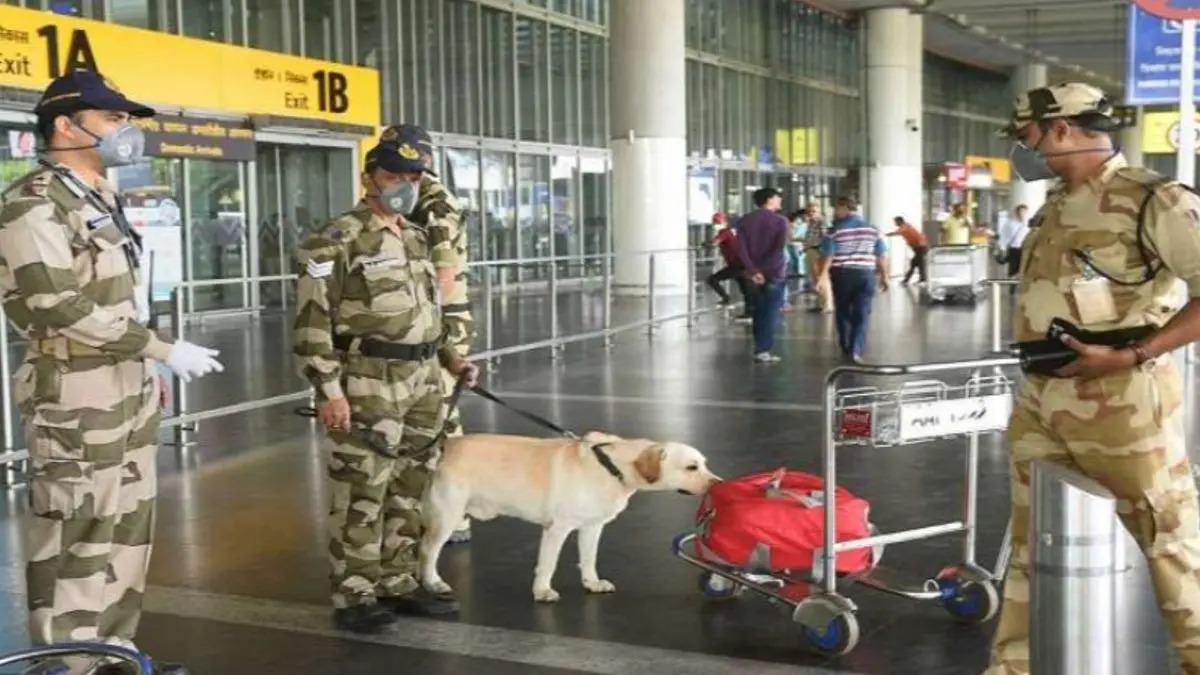 Security Scare at Lucknow Airport as CISF Recovers Banned Satellite Phone, Cambodian Woman Detained