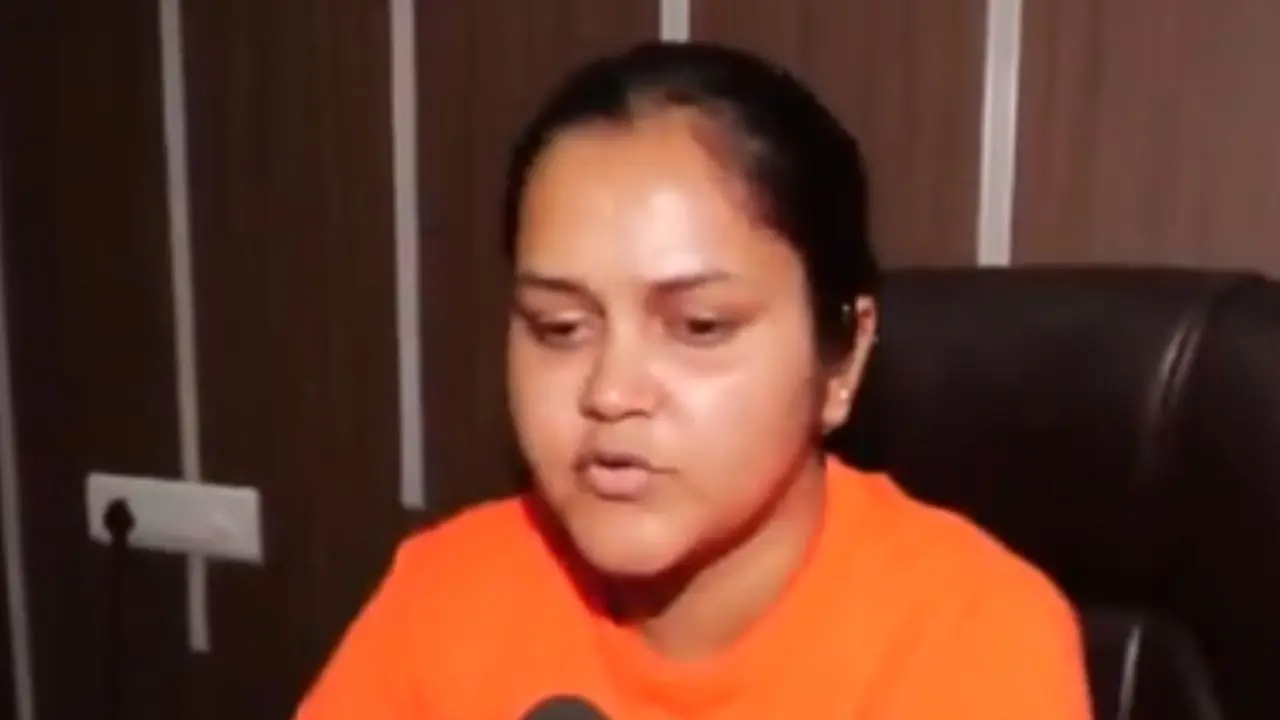 शुभम द्विवेदी की पत्नी ऐशान्या द्विवेदी