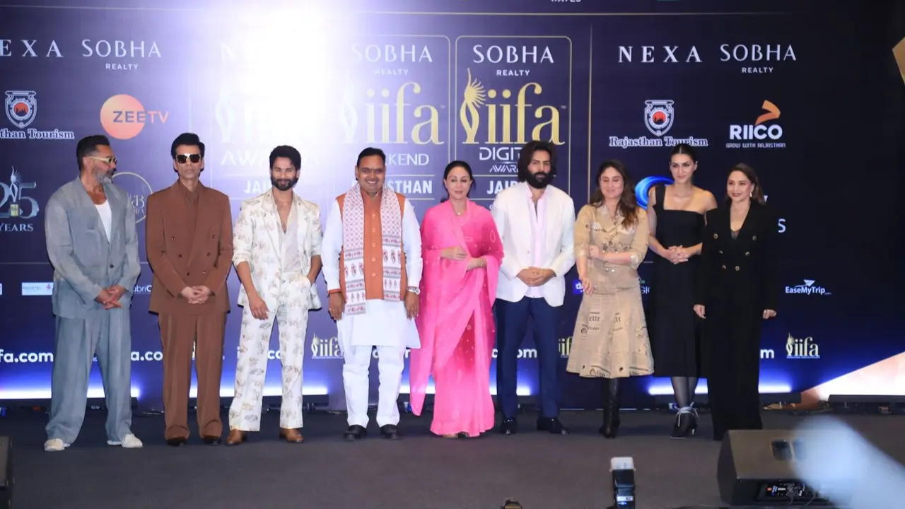 Shahid Kapoor and Kareena Kapoor at IIFA 2025